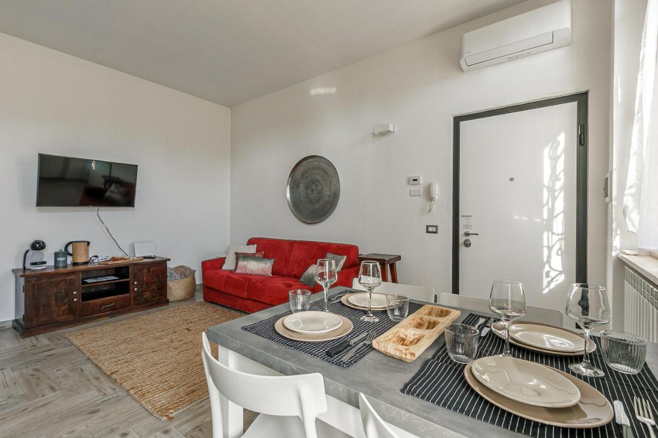 Al 33 Di Via Roma - Apartments Cardano Al Campo Exterior foto