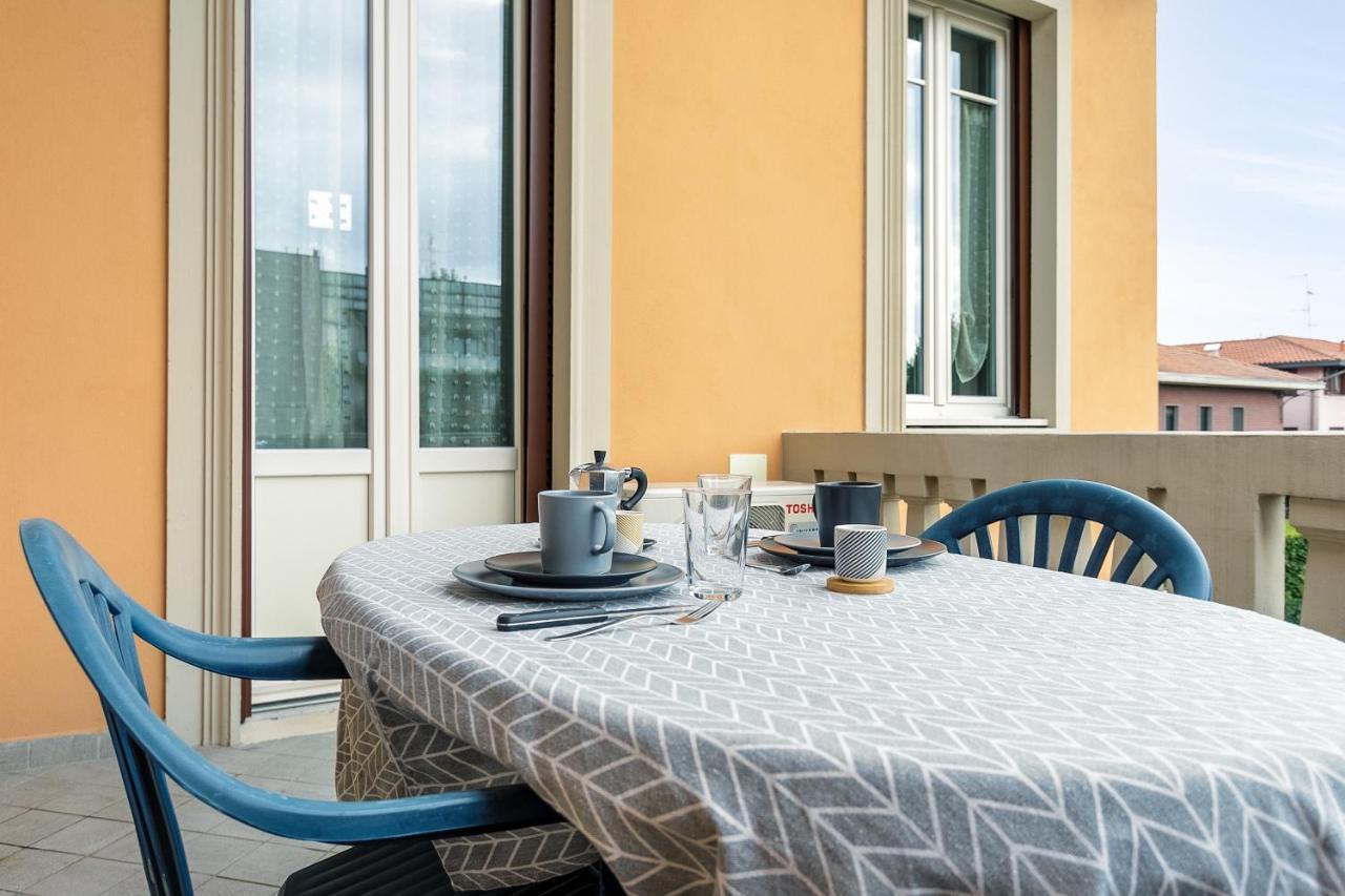 Al 33 Di Via Roma - Apartments Cardano Al Campo Exterior foto