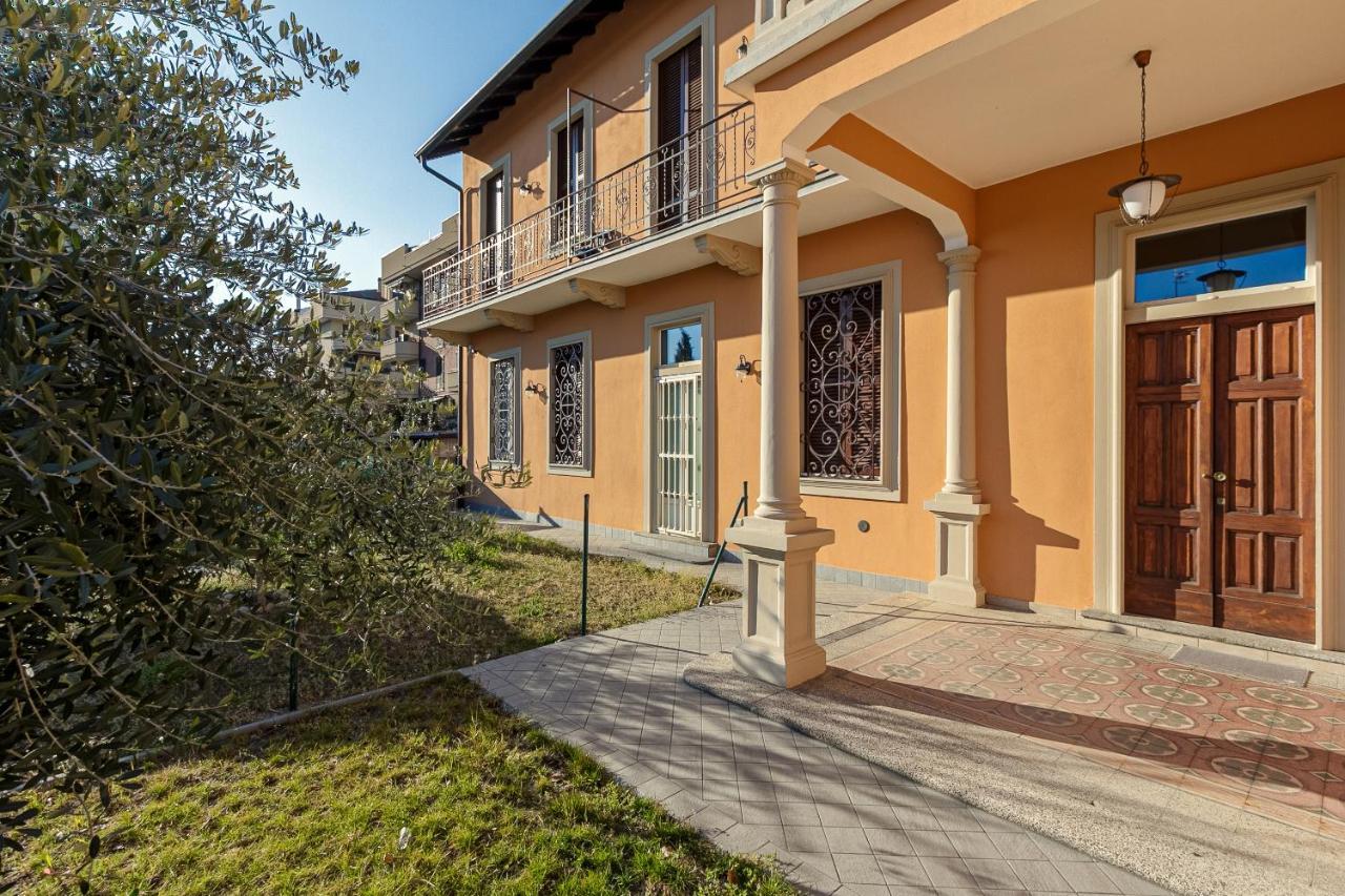 Al 33 Di Via Roma - Apartments Cardano Al Campo Exterior foto
